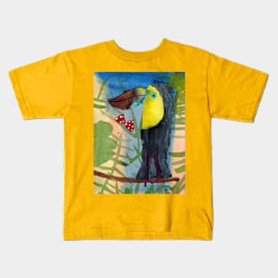 A Toucan Eating Strawberries Kids T-Shirt